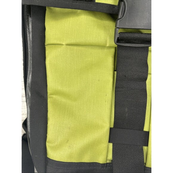 Mission Workshop Vandal Rucksack Backpack Green Black Durable - Picture 3 of 11